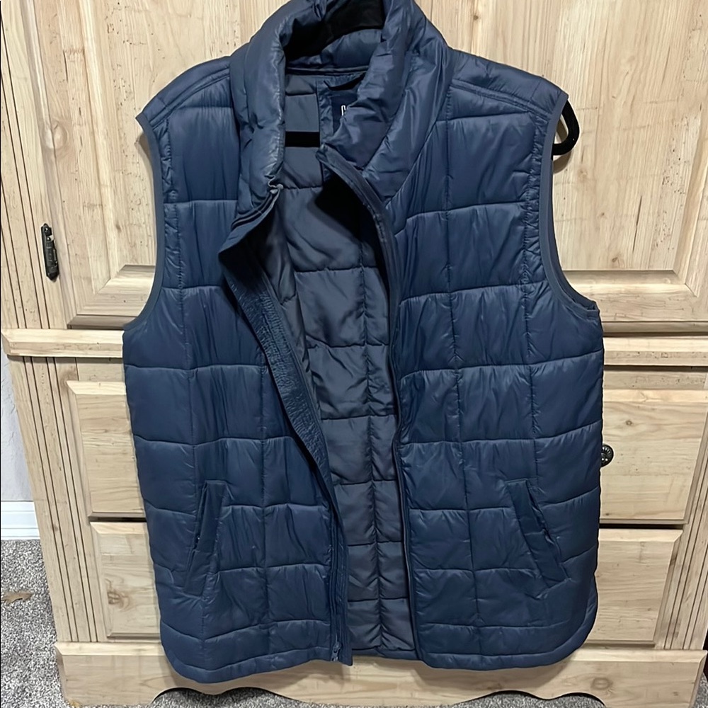 Men's Navy Quilted Vest